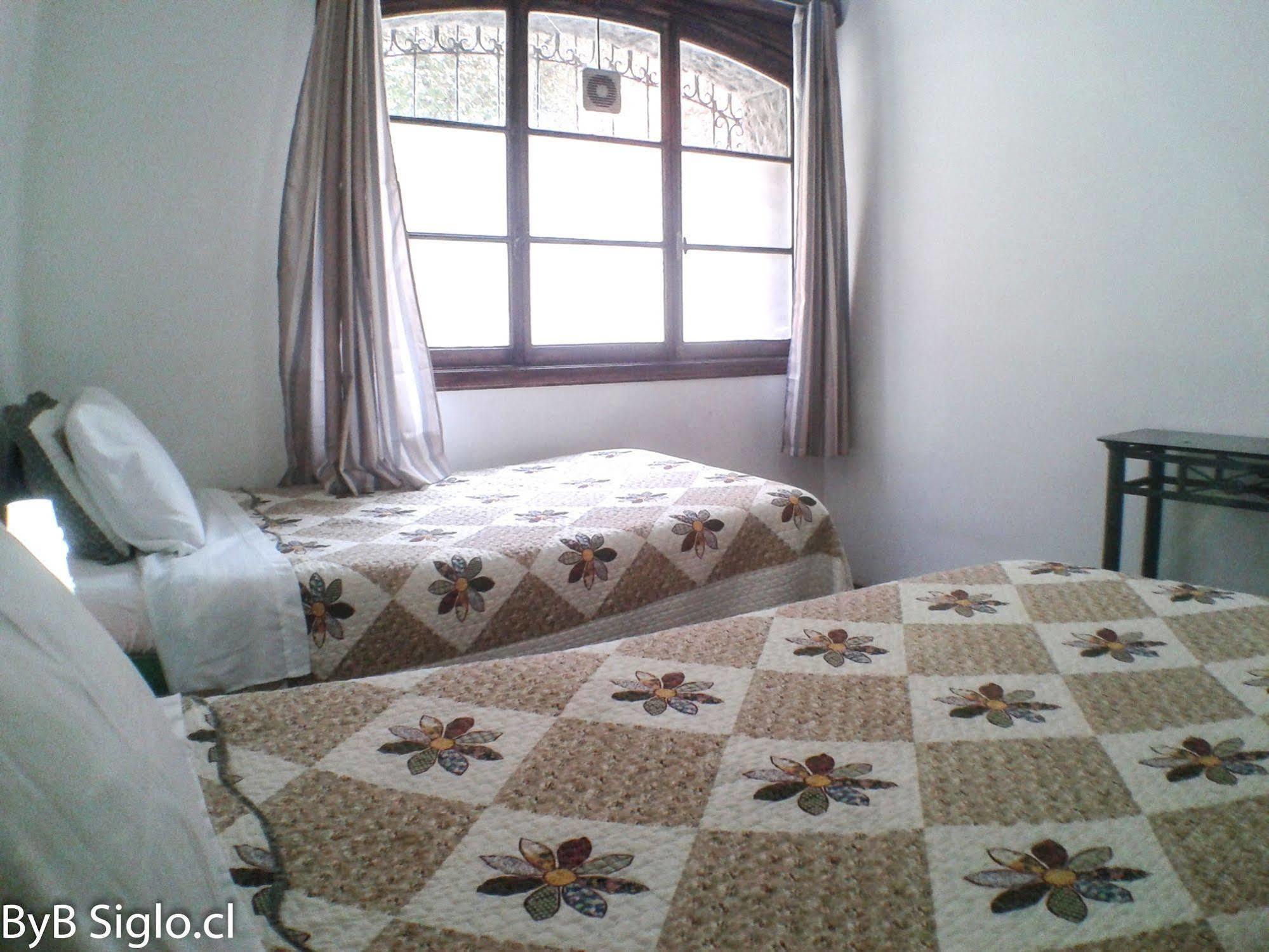 Hostal Bybsiglo Santiago Luaran gambar